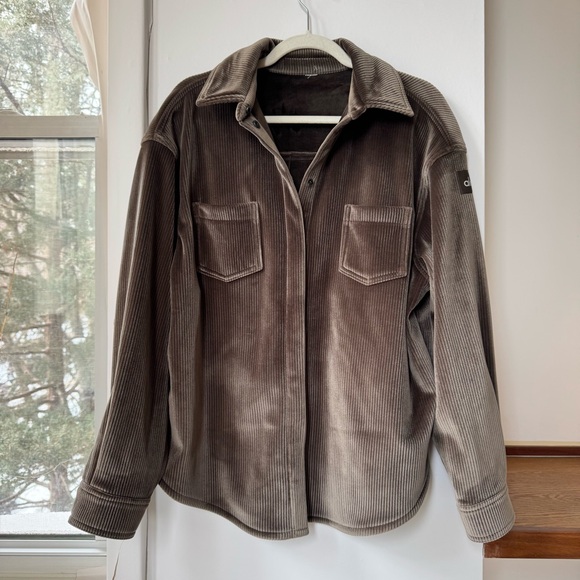 Alo Yoga Ribbed Velour Mountain Side Jacket Machiatto Brown - Picture 5 of 15